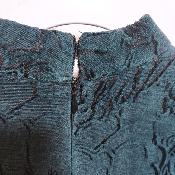 Mark by Avon Teal Appeal Women's Sleeveless Tapestry Blouse Size Small - Picture 6 of 10